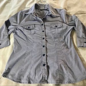 {APT. 9} BLUE STRIPED BUTTON DOWN BLOUSE SZ M